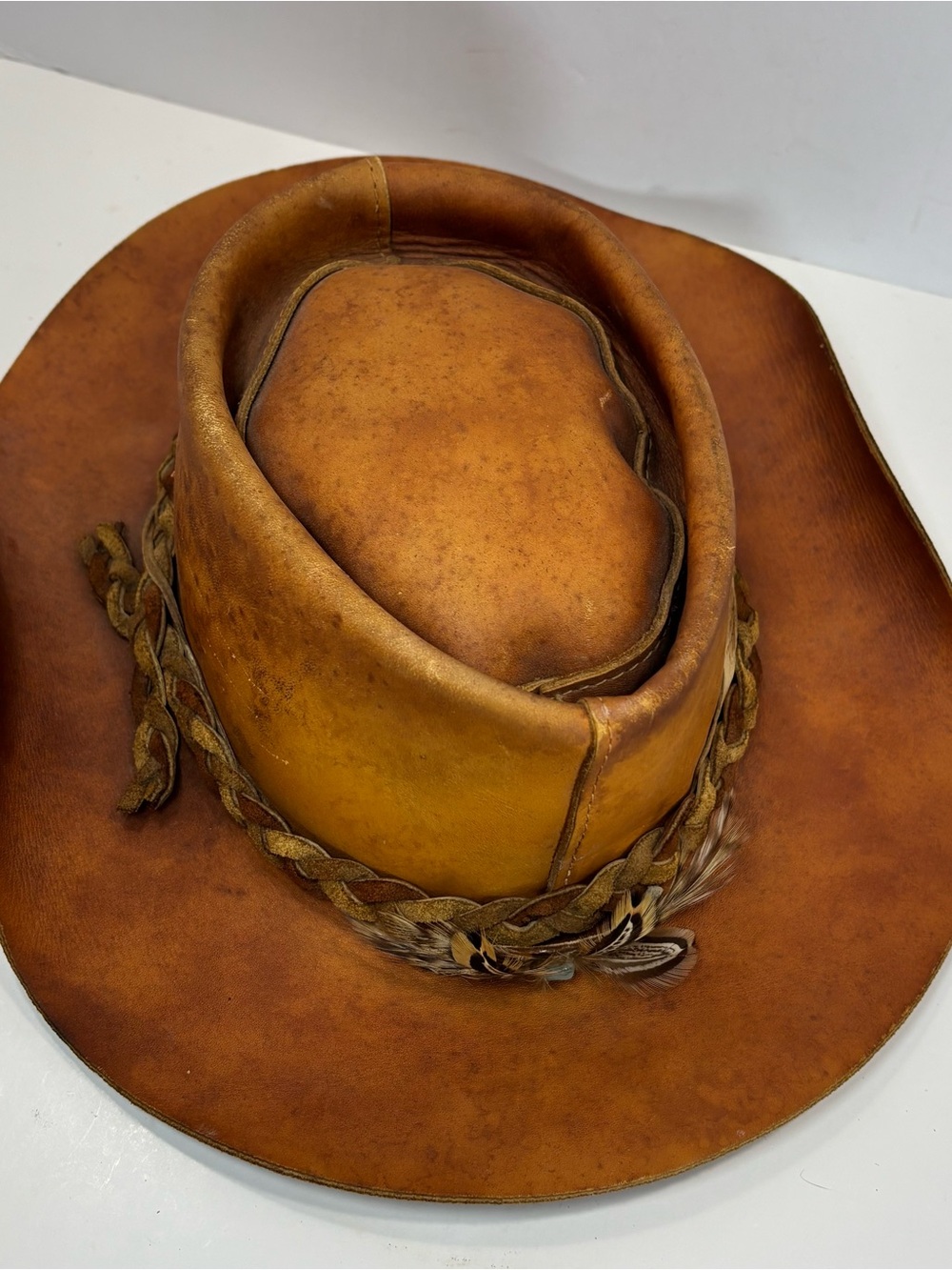 Vtg Henschel Skully’s Suede Leather Brown Outback Western Hat Men's Med Feather - Picture 3 of 9